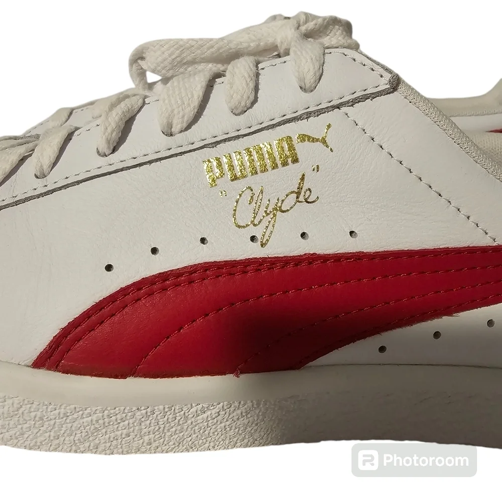 PUMA Clyde Core Foil Men's Sneakers